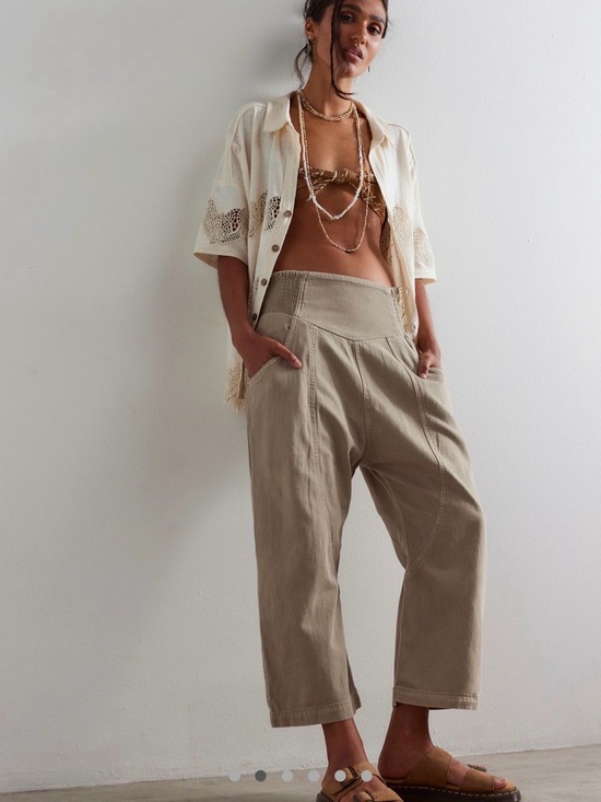 We The Free Pants - NWT! We The Free Free people Cropped High-Waist Wide Leg Pants in Beige